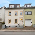 Bat Solutions Trier-euren - Alles Was Ein Nicht Bietet - 35 Qm Ferienwohnung, Heimkino, Wallbox, Kueche Fuer 4 Personen
