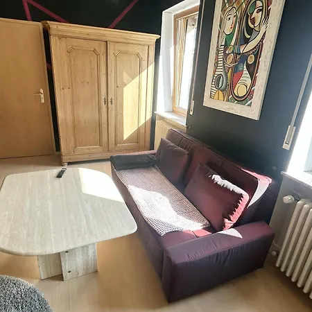 Bat Home Solutions Trier-Euren - Alles Was Ein Hotel Nicht Bietet - 35 Qm Ferienwohnung, Heimkino, Wallbox, Kueche Fuer 4 Personen * Trier