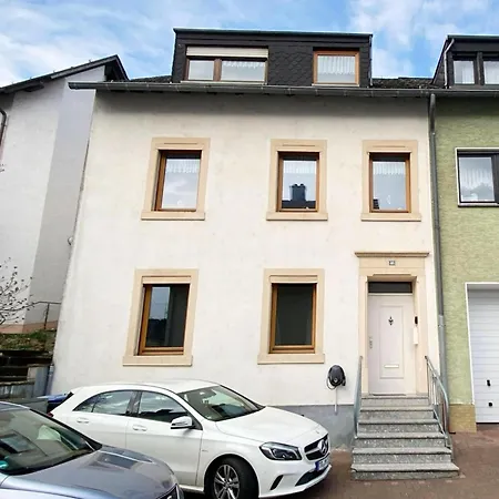 Apartment Zentrale Trier-euren Mit Heimkino, Kueche, Wallbox & Kostenlose Fahrraeder Trier