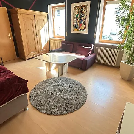 Bat Home Solutions Trier-Euren - Alles Was Ein Hotel Nicht Bietet - 35 Qm Ferienwohnung, Heimkino, Wallbox, Kueche Fuer 4 Personen *