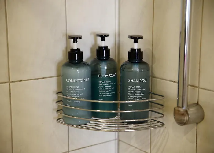 Bat Home Solutions Trier-Euren - Alles Was Ein Hotel Nicht Bietet - 35 Qm Ferienwohnung, Heimkino, Wallbox, Kueche Fuer 4 Personen Trèves