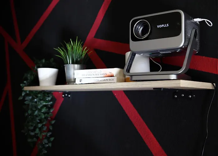 Bat Home Solutions Trier-Euren - Alles Was Ein Hotel Nicht Bietet - 35 Qm Ferienwohnung, Heimkino, Wallbox, Kueche Fuer 4 Personen *