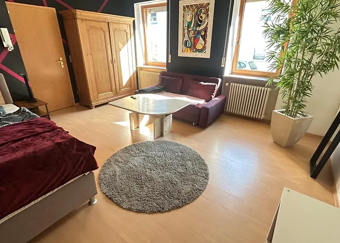 Bat Home Solutions Trier-Euren - Alles Was Ein Hotel Nicht Bietet - 35 Qm Ferienwohnung, Heimkino, Wallbox, Kueche Fuer 4 Personen *